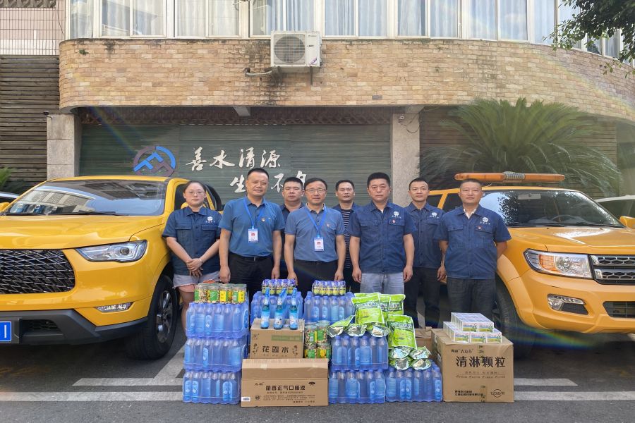 奮戰(zhàn)一線保供水，夏送清涼沁人心